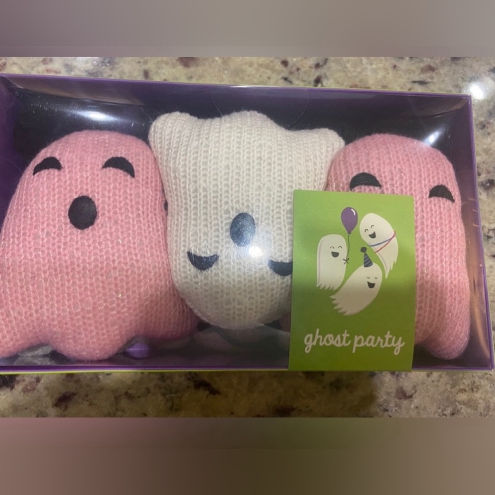 Ghost Party Pink & White Ghost 6ft Garland w/poms nwt